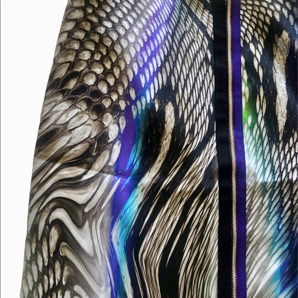 Elie Tahari Multi-Colour Silk Mini Skirt - Picture 6 of 8